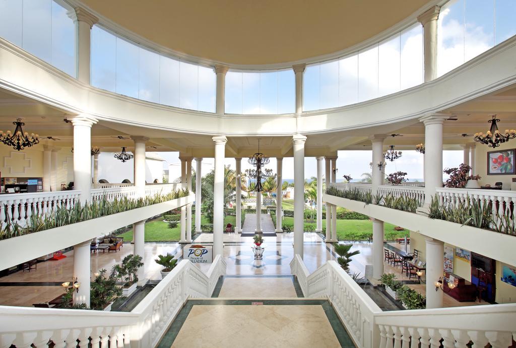 Grand Palladium Lady Hamilton Resort & Spa Lucea Exterior photo